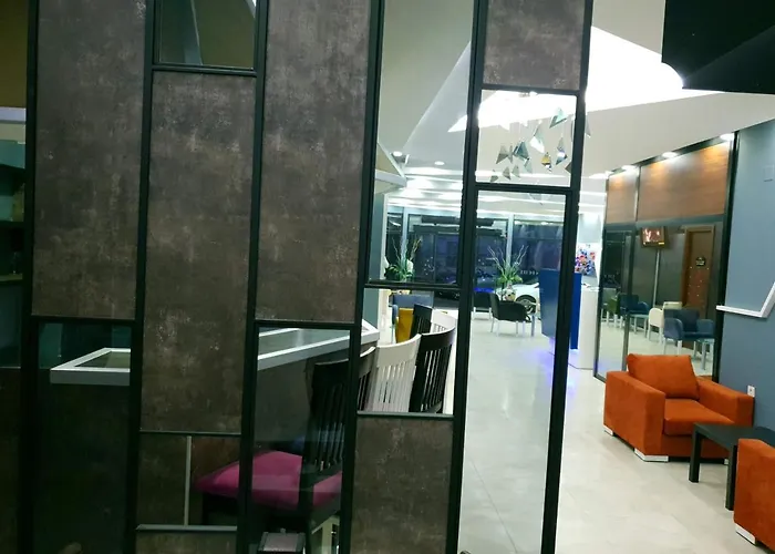 Alican 2 2* إزمير